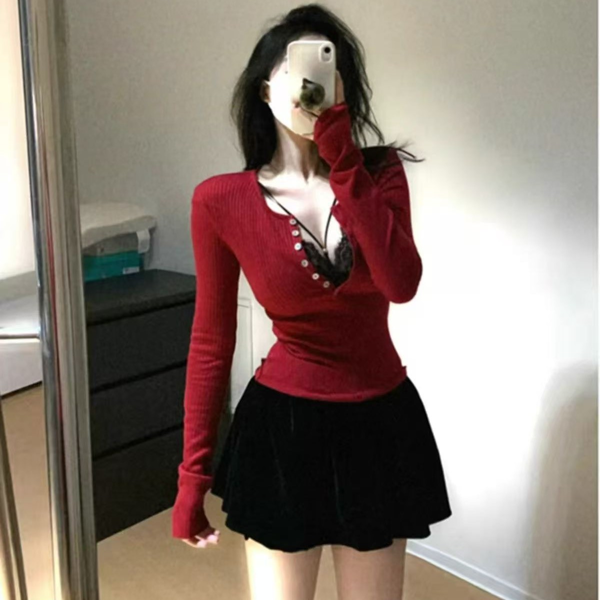 王大温柔家～大码女装性感辣妹蕾丝纽扣修身上衣