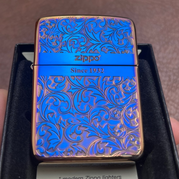 Zippo打火机1941熏金烤蓝唐草7-DY9913XJ