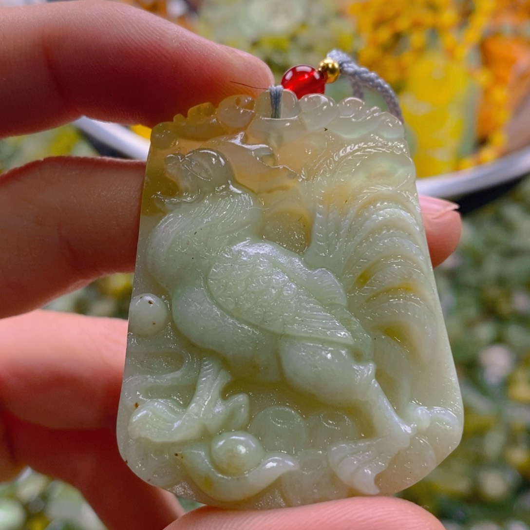 蛇纹石玉吊坠未镶嵌