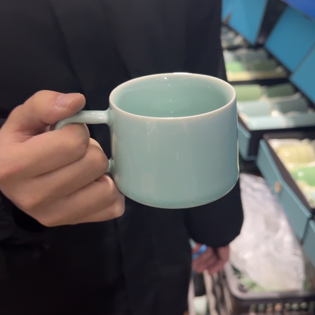 龙泉青瓷茶具微瑕6397