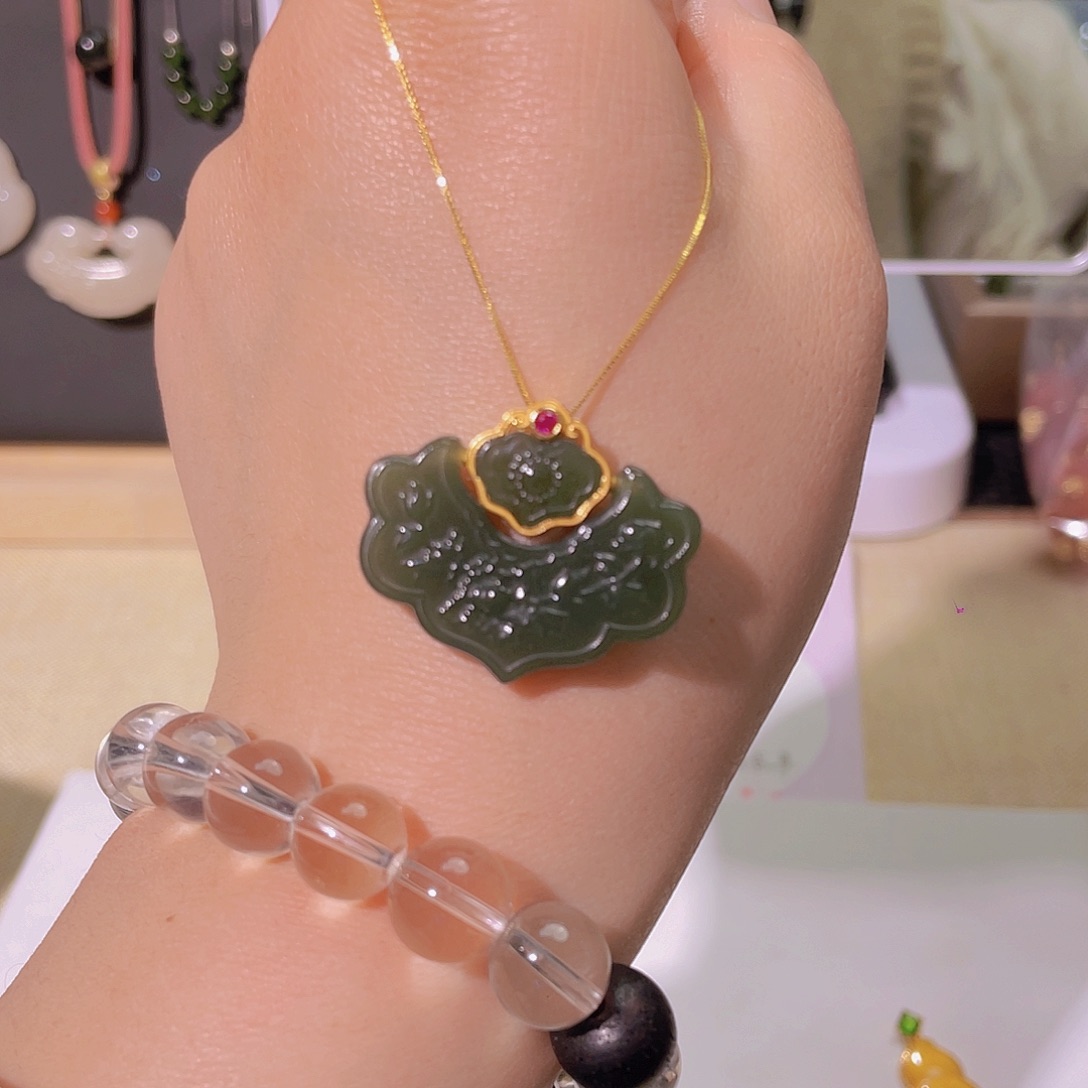 和田玉颈饰银S925镀金镶嵌