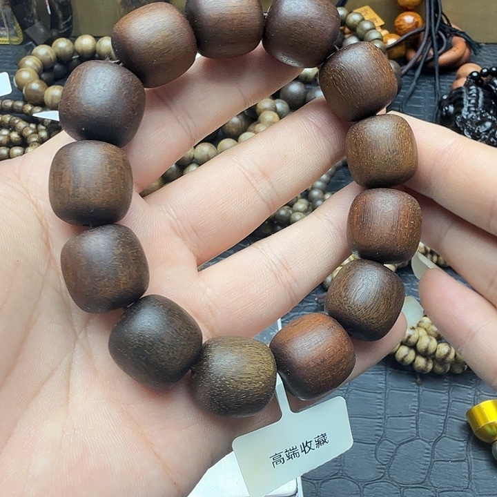 沉香碎屑沉香1.7富森红土