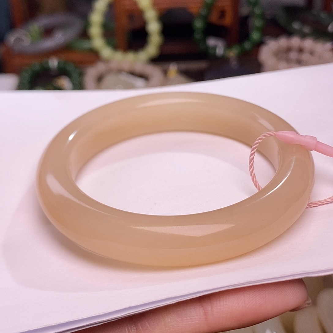 和田玉藕粉老料红粉收藏手镯56.5圈未镶嵌