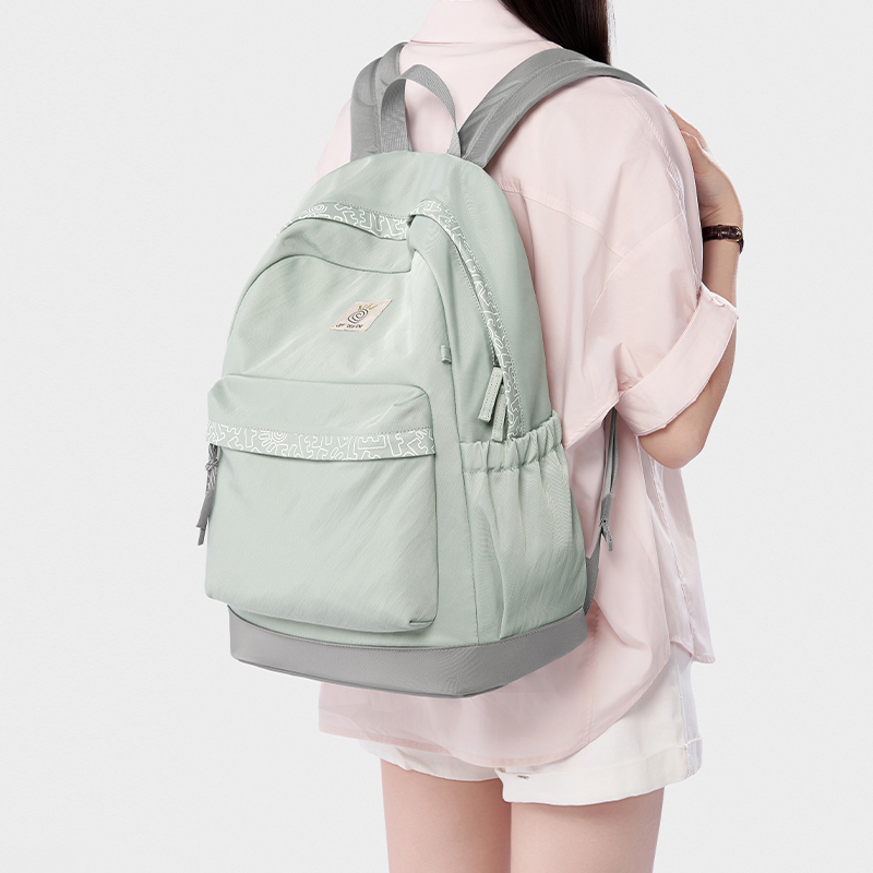 莱夫【秋季出游】背包女双肩包大学生女款书包大容量旅游背包轻便