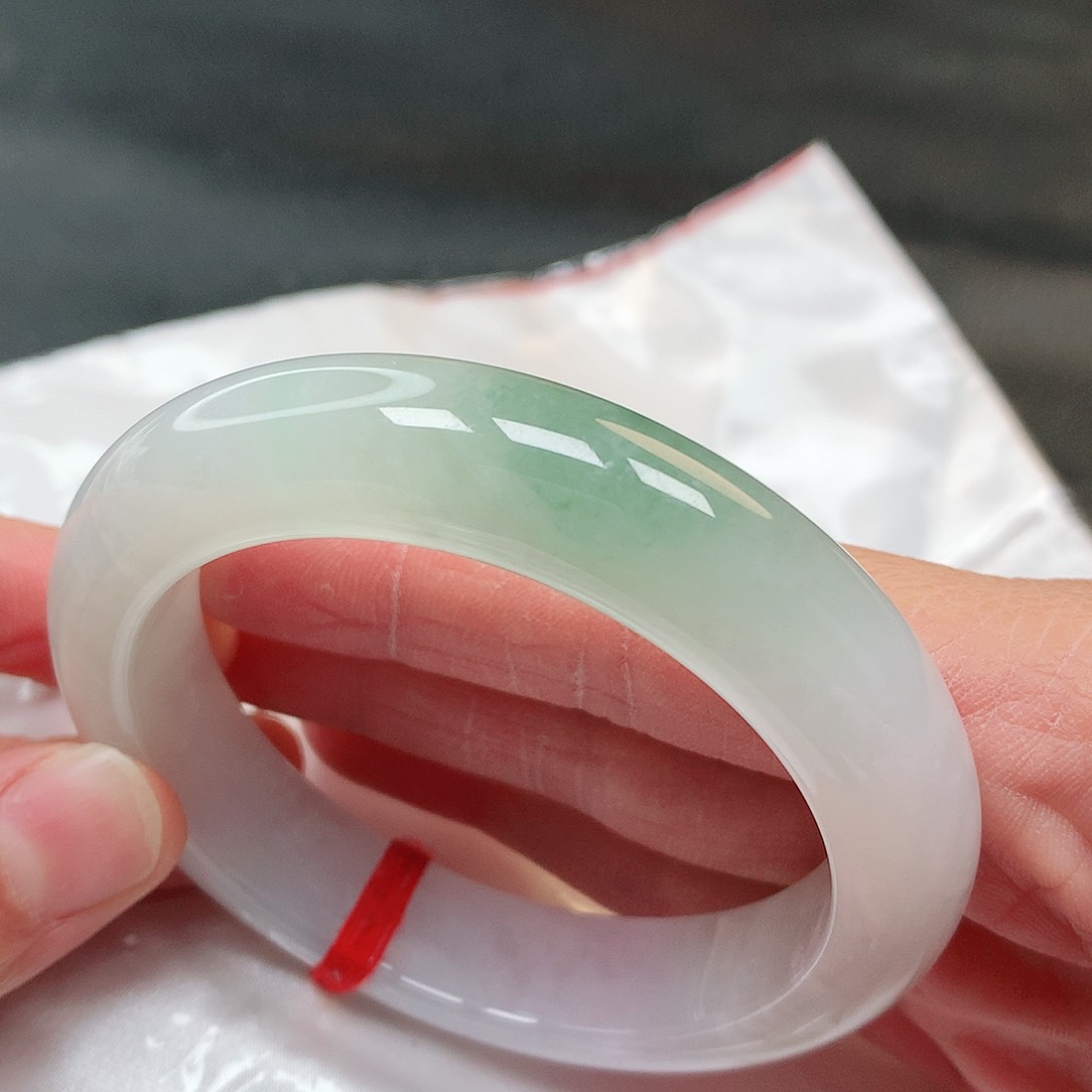 翡翠手镯未镶嵌102号