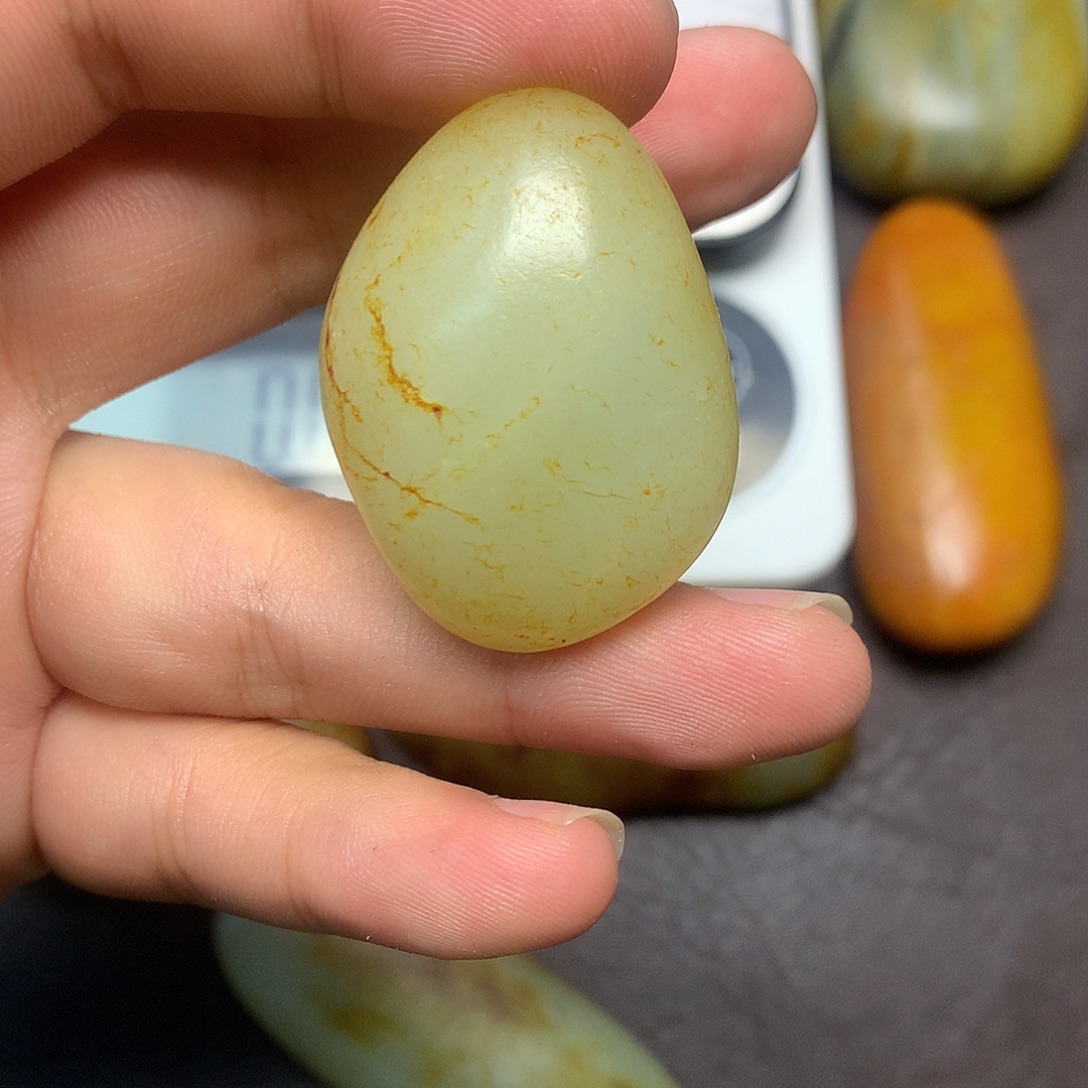 和田玉（糖玉）未镶嵌挂件