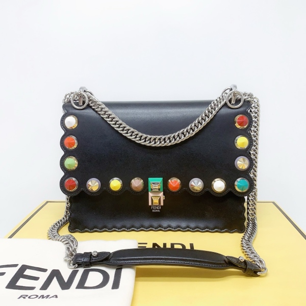 95新/芬迪/市场价18000/包包/250219XZ0029