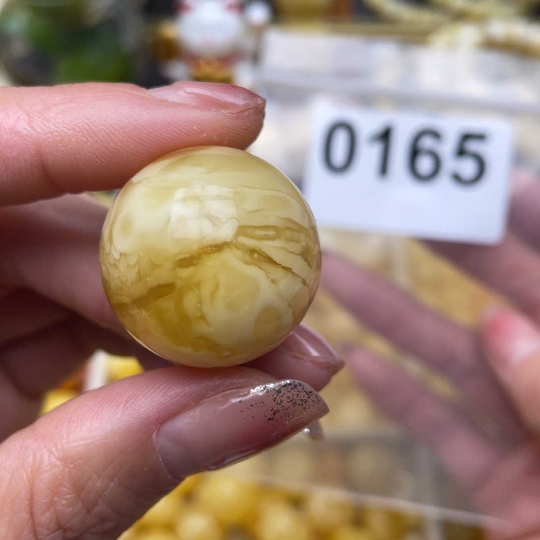 蜜蜡珠宝奇石未镶嵌小坑25.4