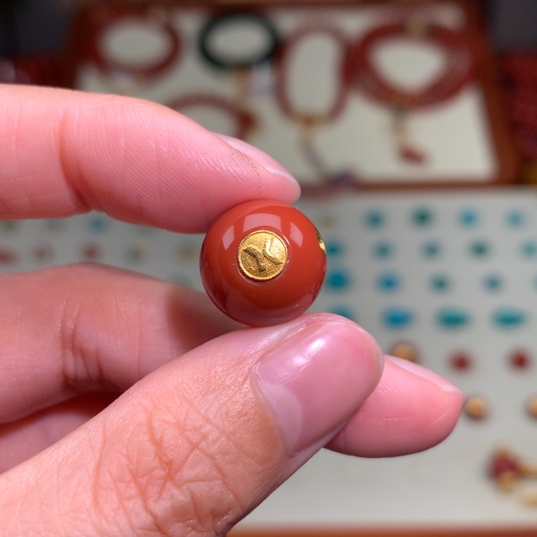 南红玛瑙颈饰未镶嵌