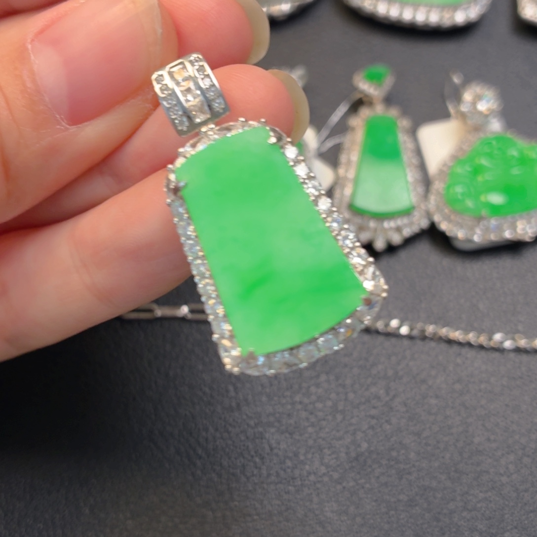 翡翠银S925镶嵌吊坠(不含链)