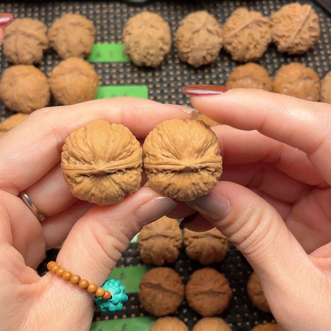 文玩核桃吊坠28尺全品小柿子00016