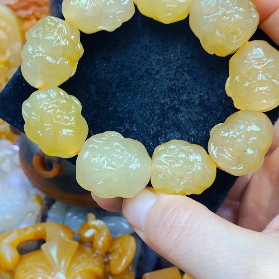 未镶嵌石英质玉（黄龙玉）吊坠(不含链)