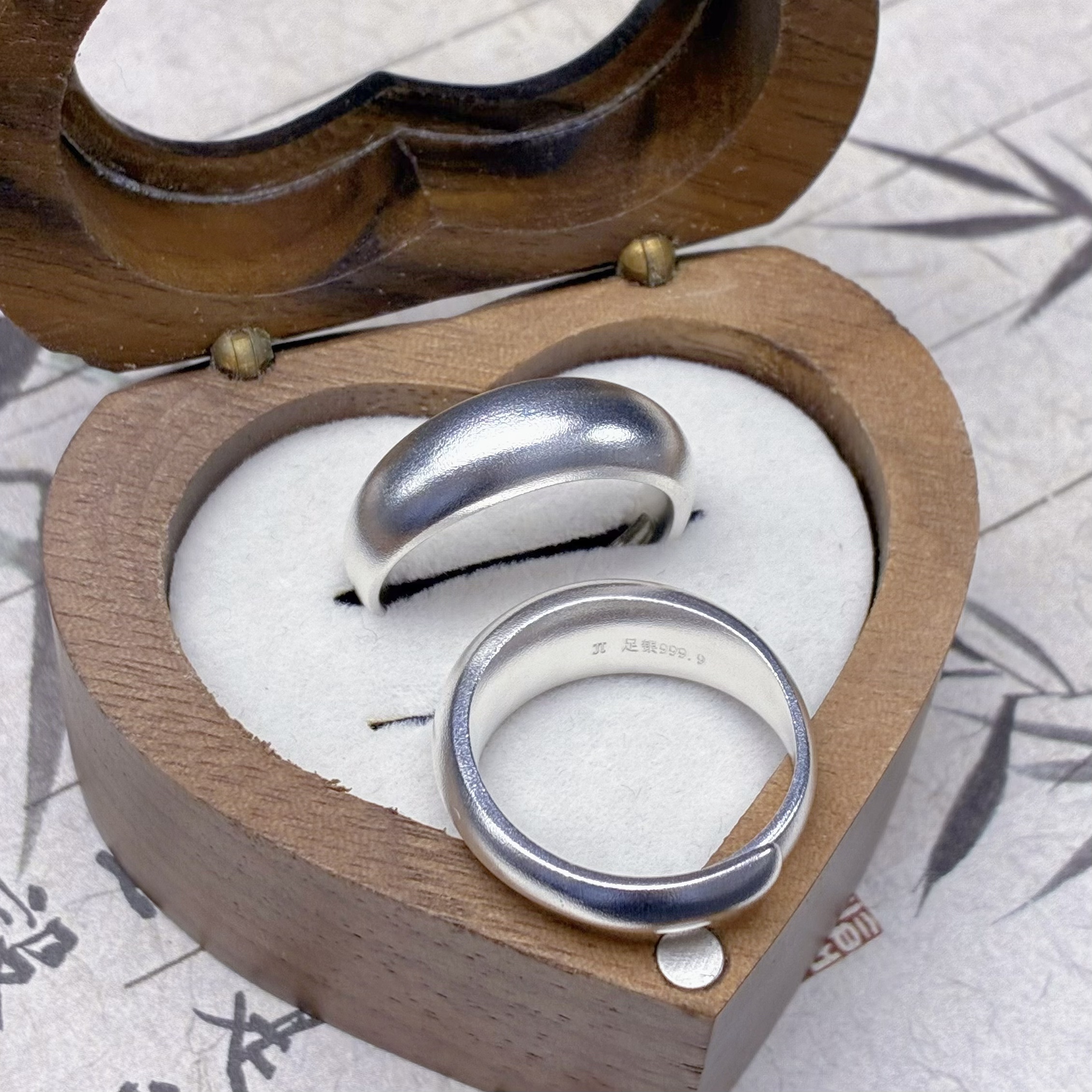 君派 足银戒指 【海豚戒指】足银999.9古法磨砂活口戒指新款百搭