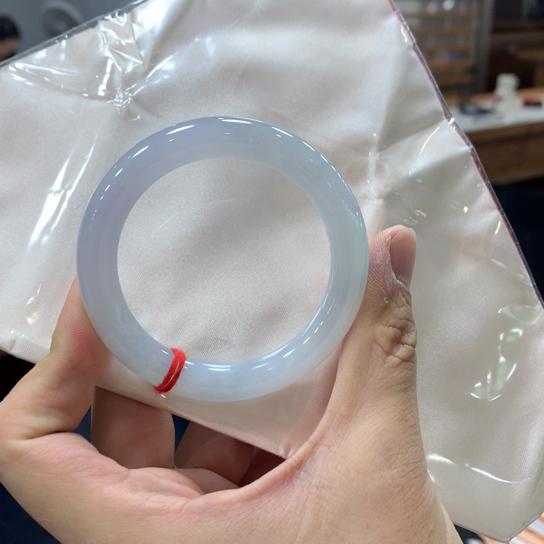 翡翠未镶嵌手镯翡翠