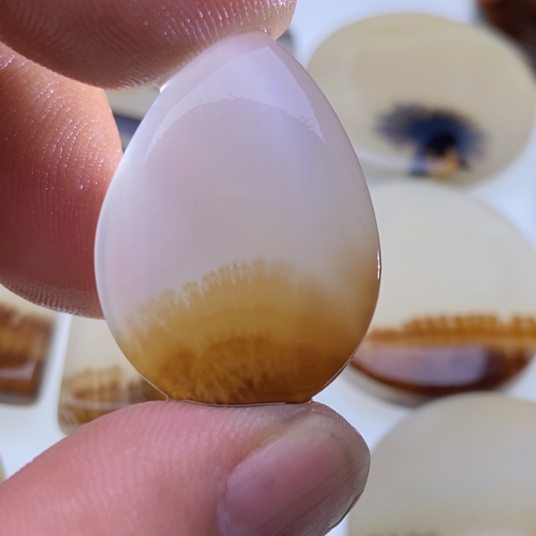 【闪购商品】未镶嵌颈饰玛瑙/玉髓你*人