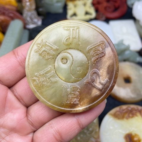 蛇纹石玉颈饰未镶嵌21