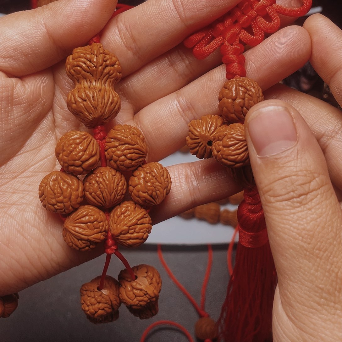 桃核吊坠龙纹桃枭