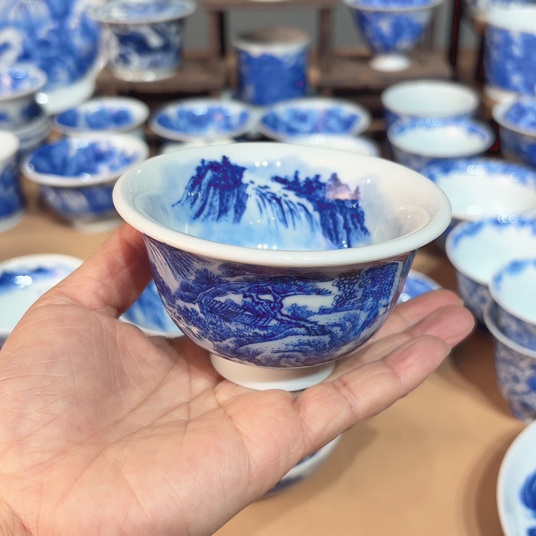 景德镇纯手绘压手杯