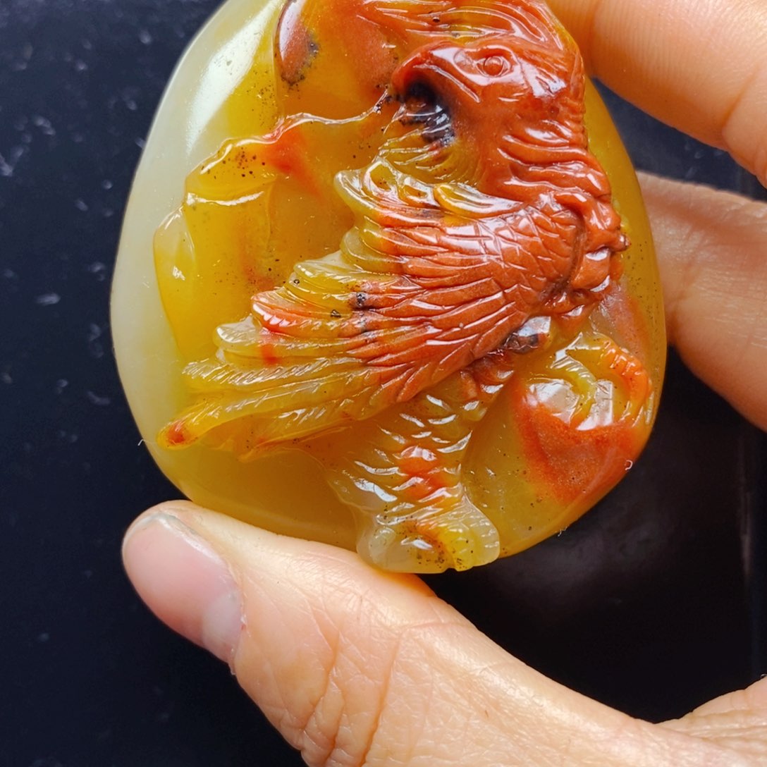 石英质玉未镶嵌颈饰