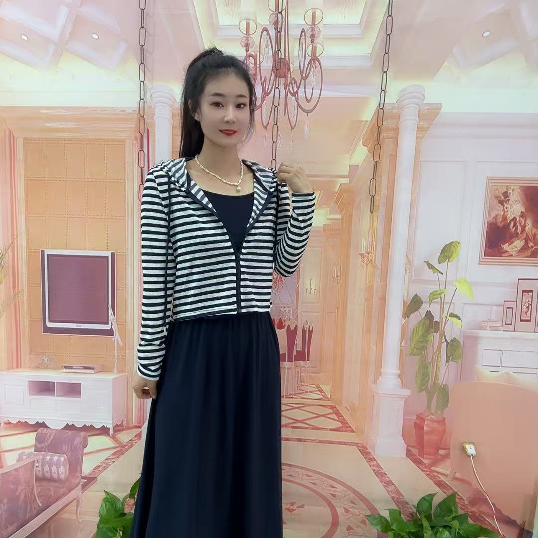 516款时尚分体裙三件套（外搭+吊带+裙子）