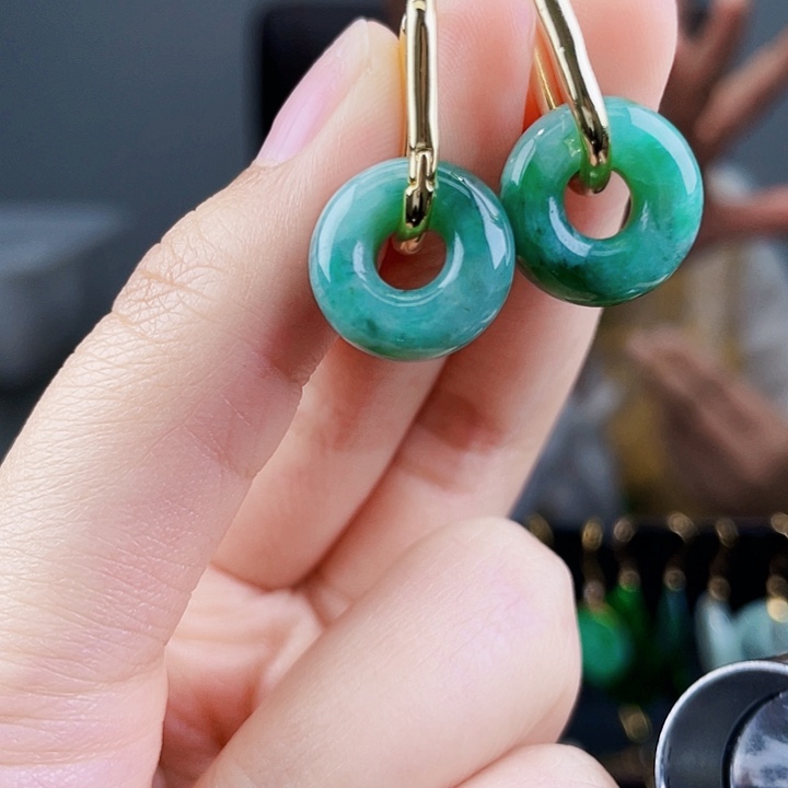 翡翠耳饰未镶嵌饰品