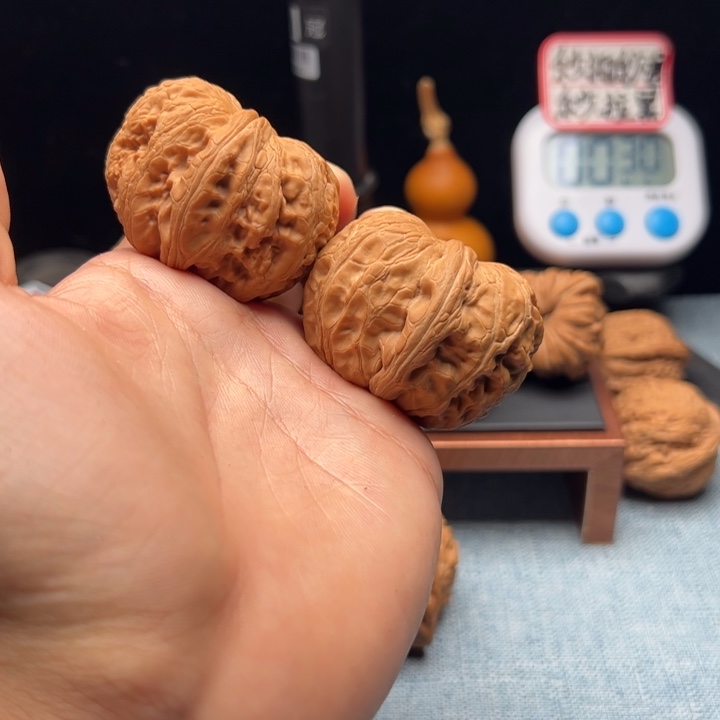 桃核吊坠元宝47哈哈哈哈哈哈哈哈