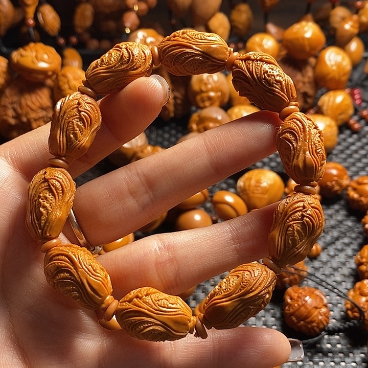 吊坠橄榄核白菜手串