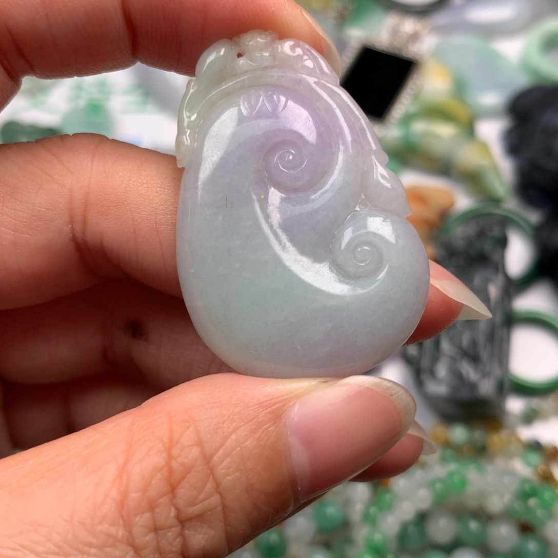 翡翠未镶嵌颈饰翡翠