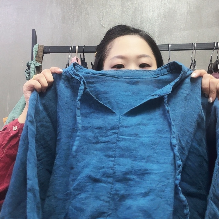 我***期50208蓝色亚麻上衣瑕疵不退换