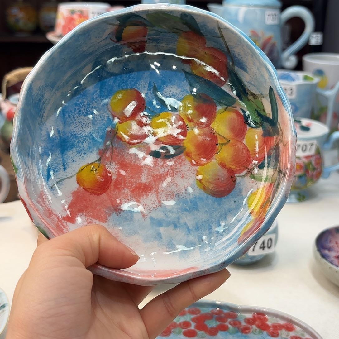 瓷片兔兔好漂亮de o k lv tu tu