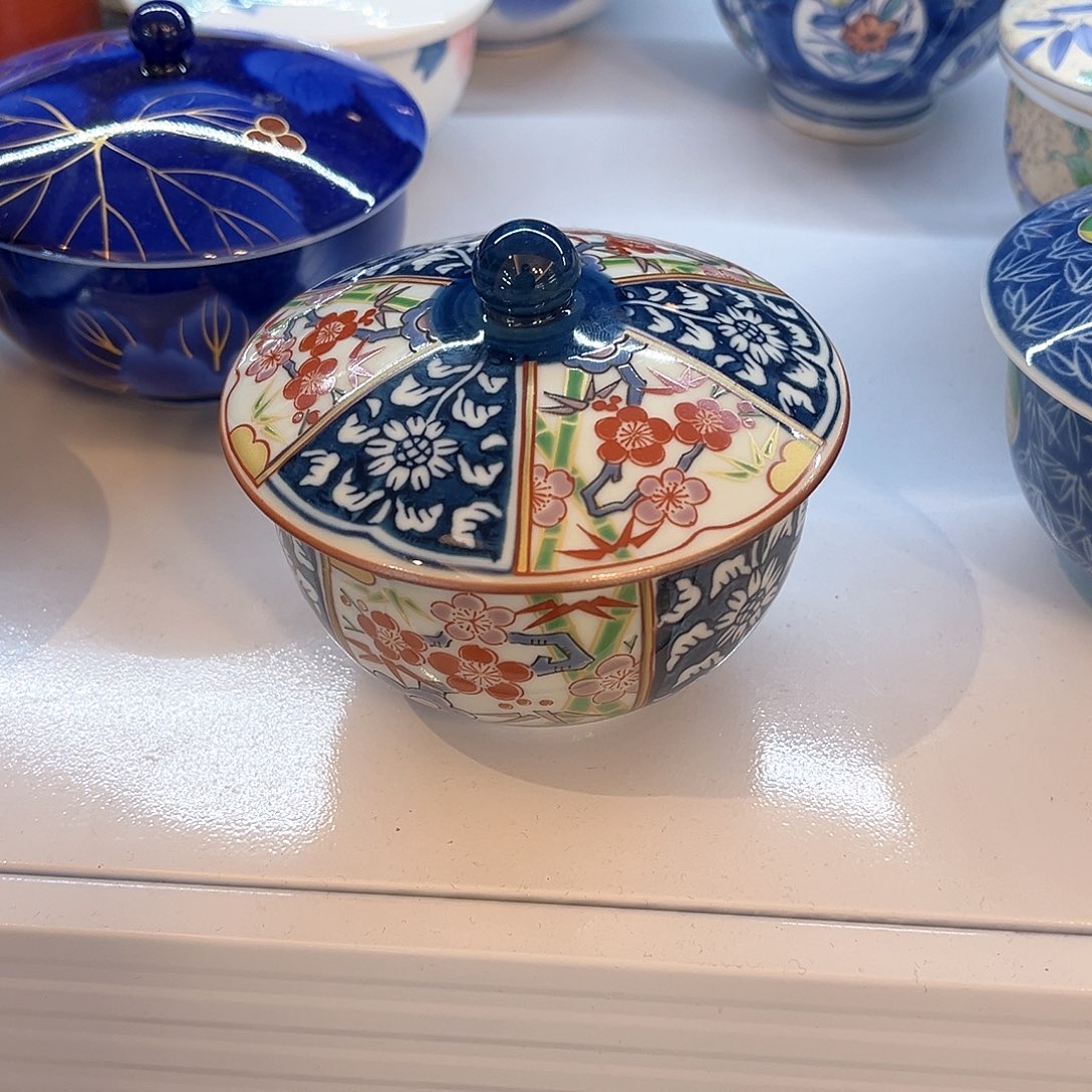 盖碗在一起就是要开心的生活才