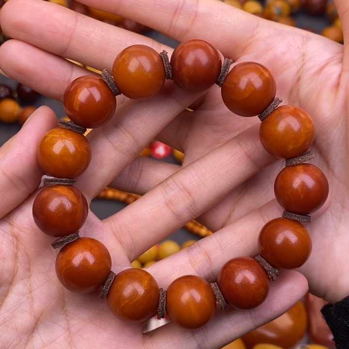 琥珀未镶嵌裸石蜜蜡M