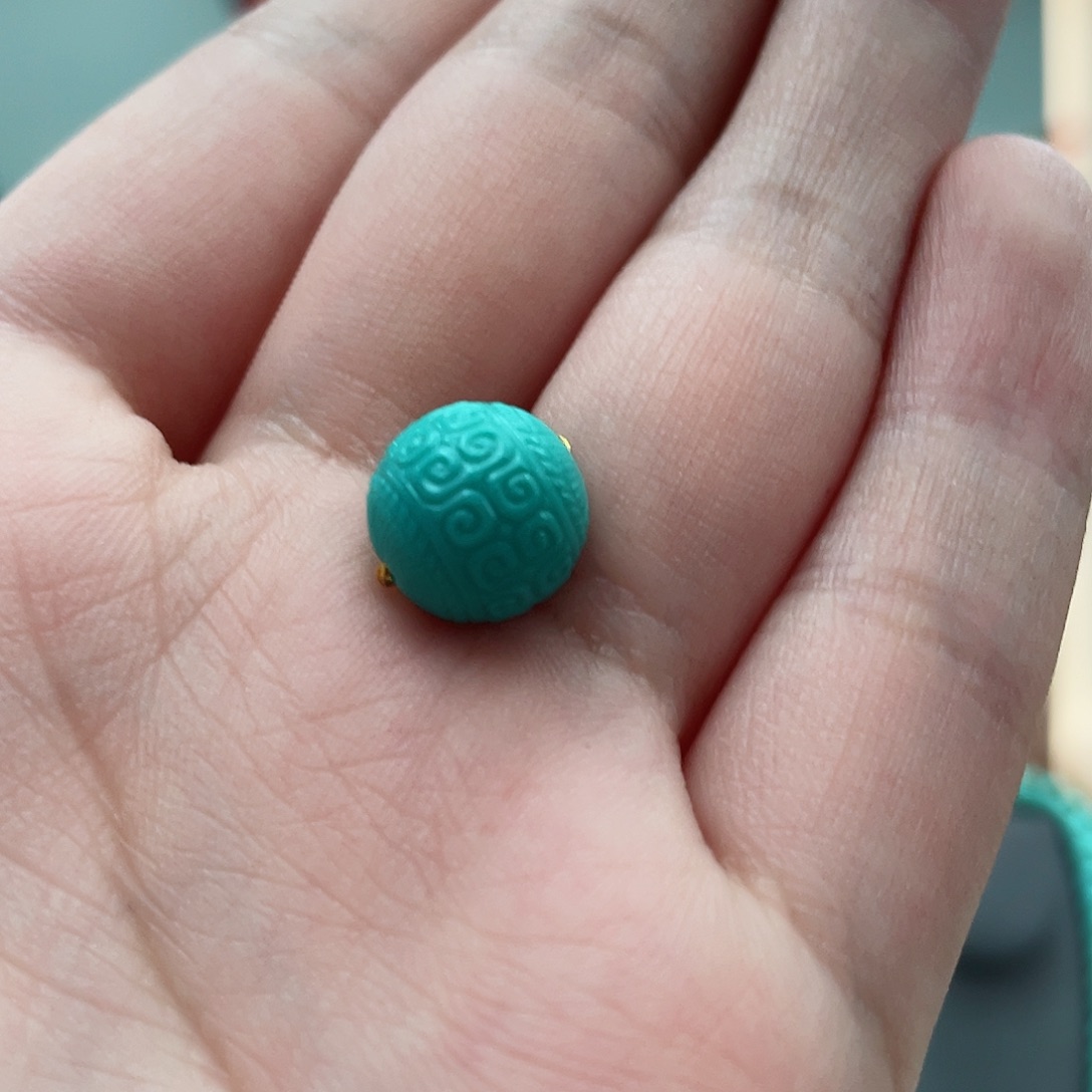 绿松石颈饰未镶嵌