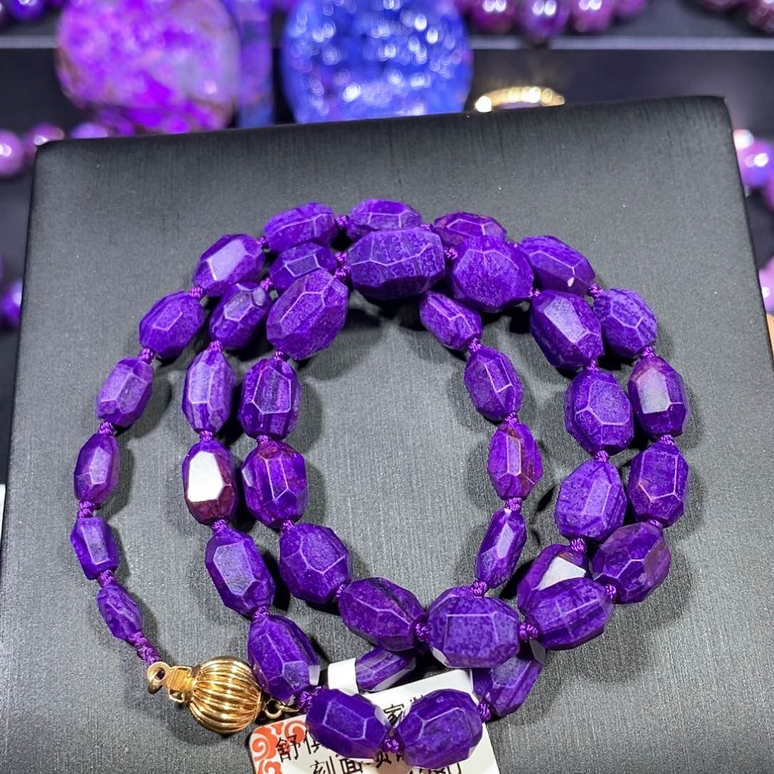 苏纪石（舒俱来）未镶嵌南非老矿舒俱来皇家紫钻切项链