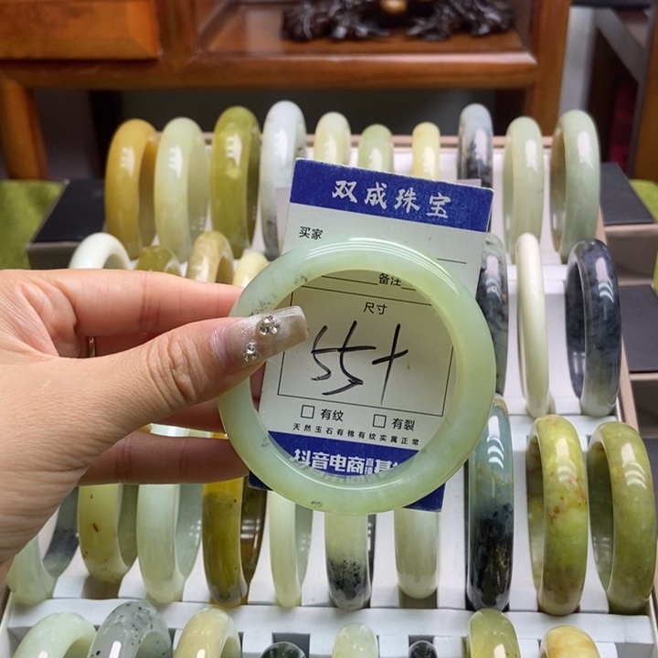 蛇纹石玉手镯未镶嵌519