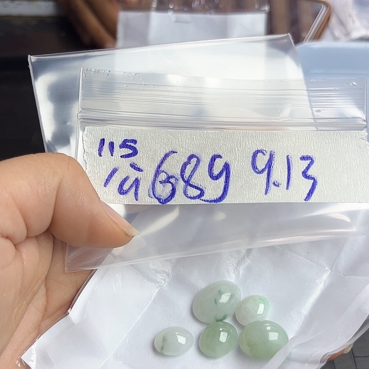 未镶嵌定制翡翠不退