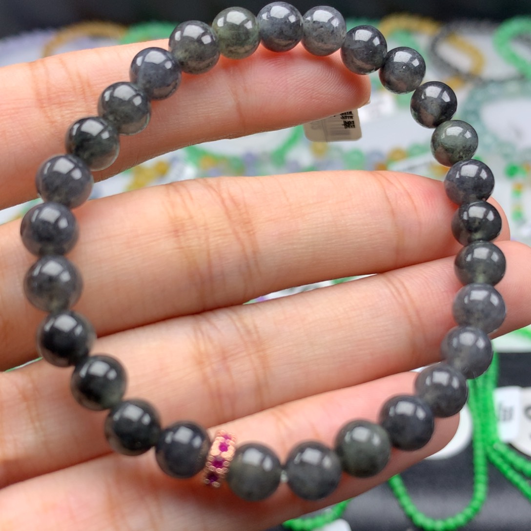 未镶嵌翡翠手链卡