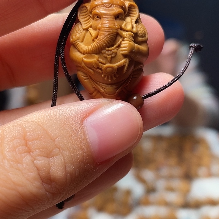 吊坠橄榄核橄榄球