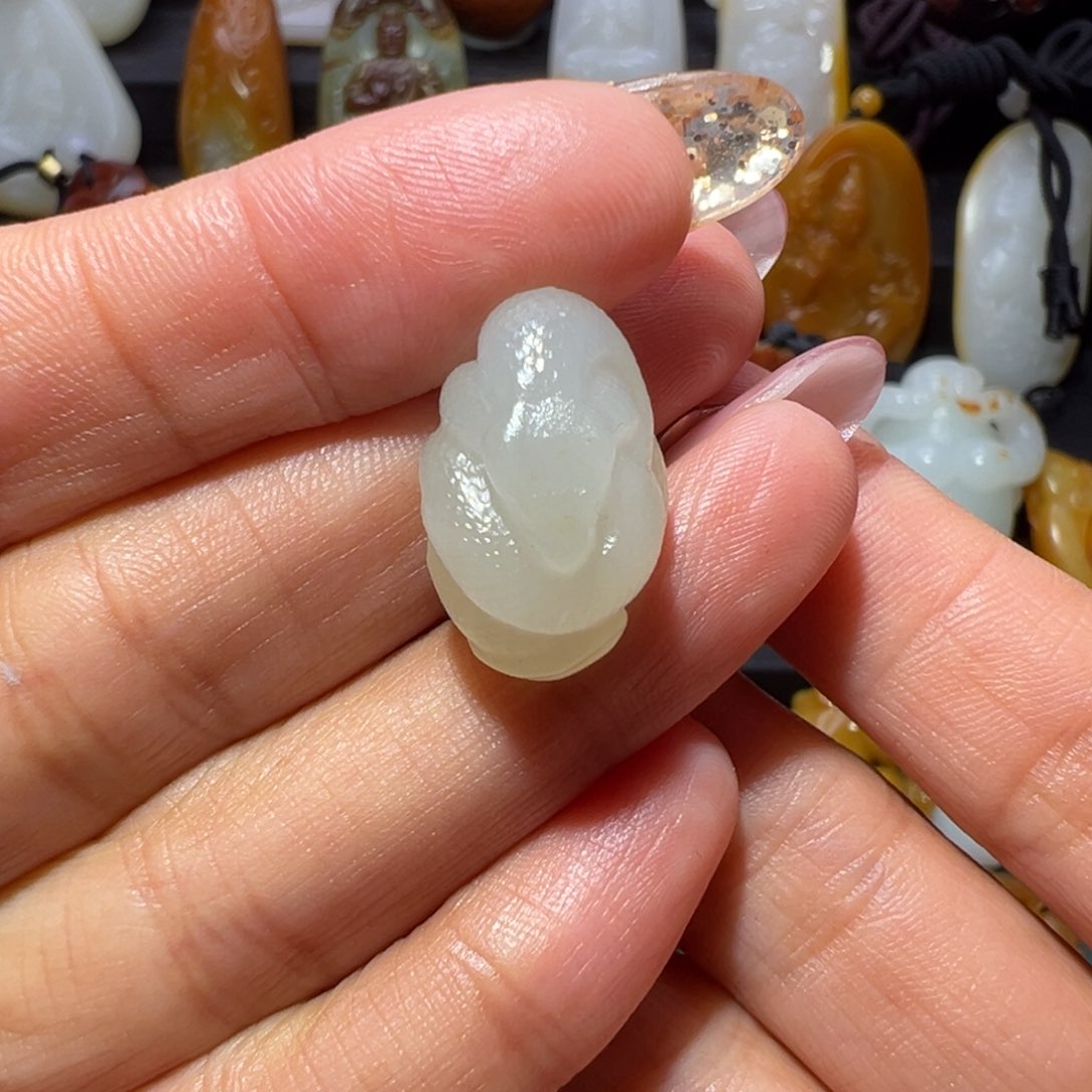 和田玉挂件未镶嵌