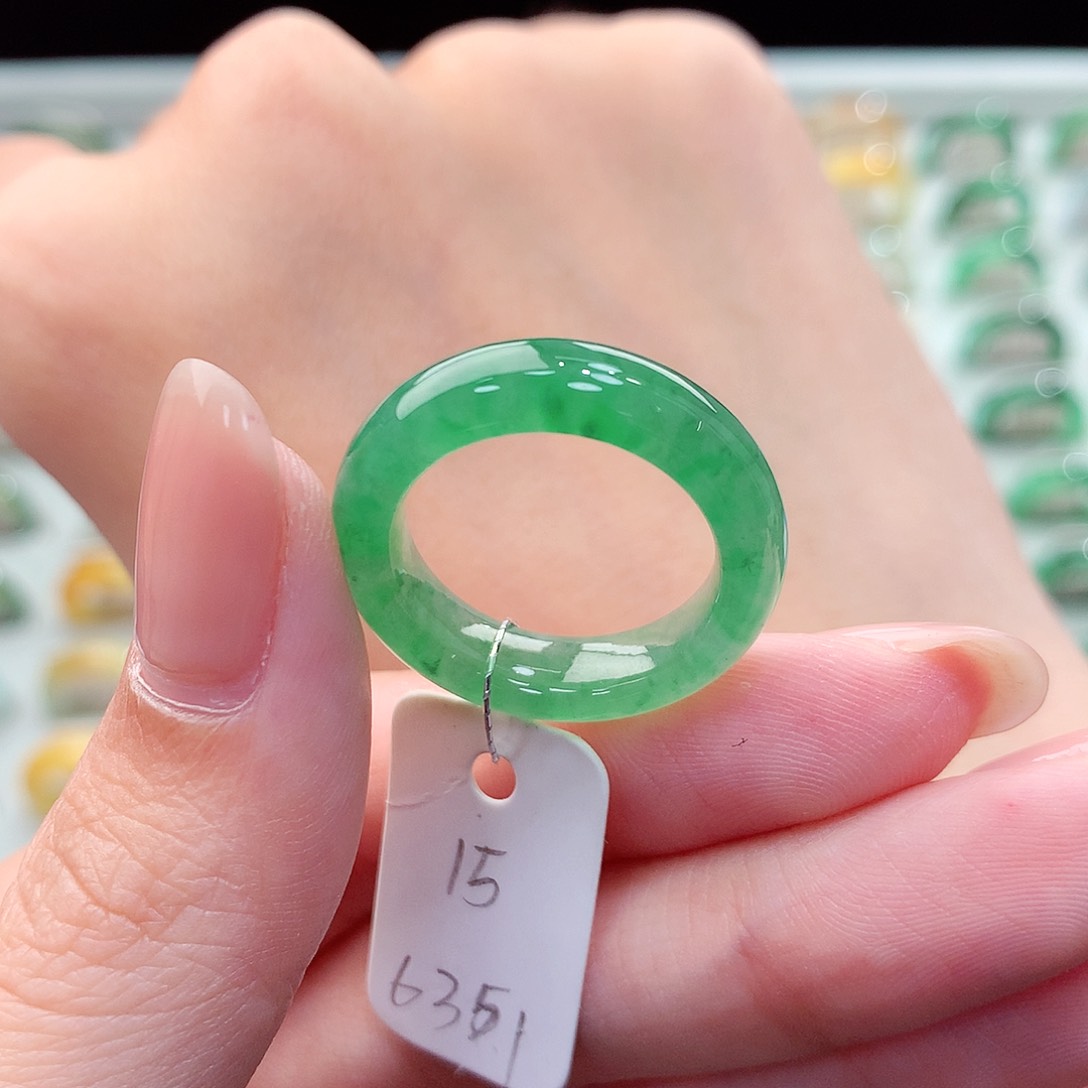 翡翠戒指未镶嵌15号