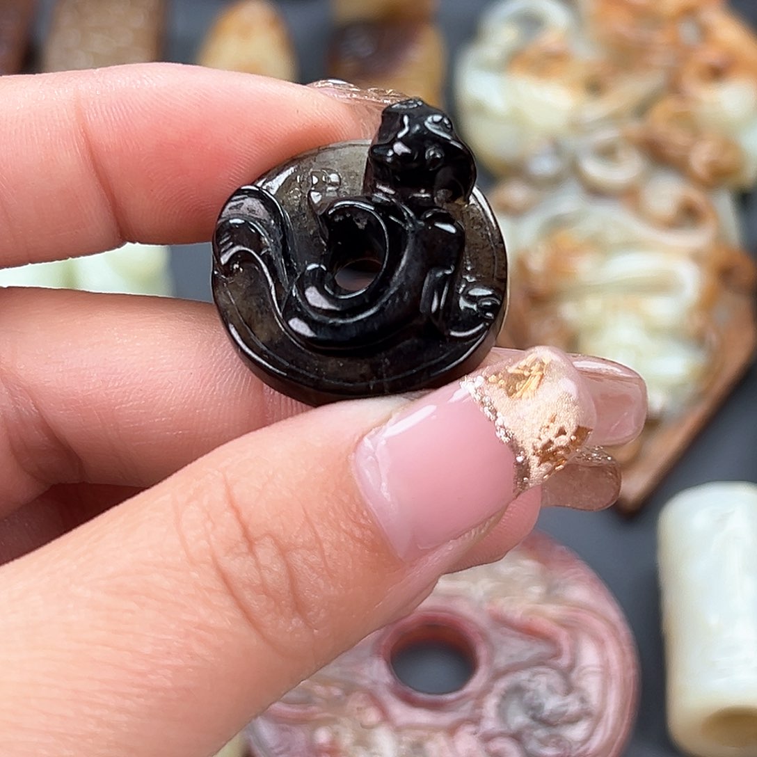 和田玉颈饰未镶嵌德*堂