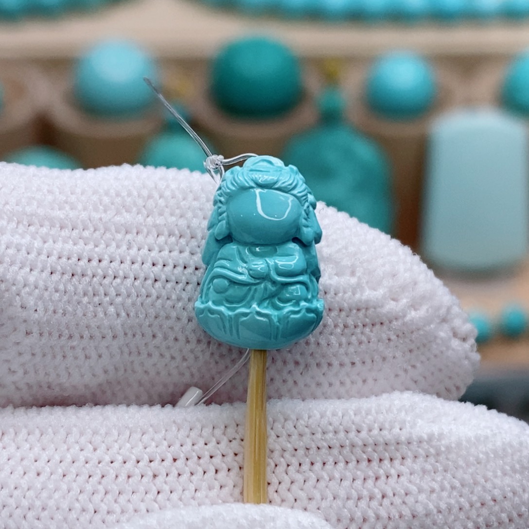 绿松石未镶嵌珠宝奇石