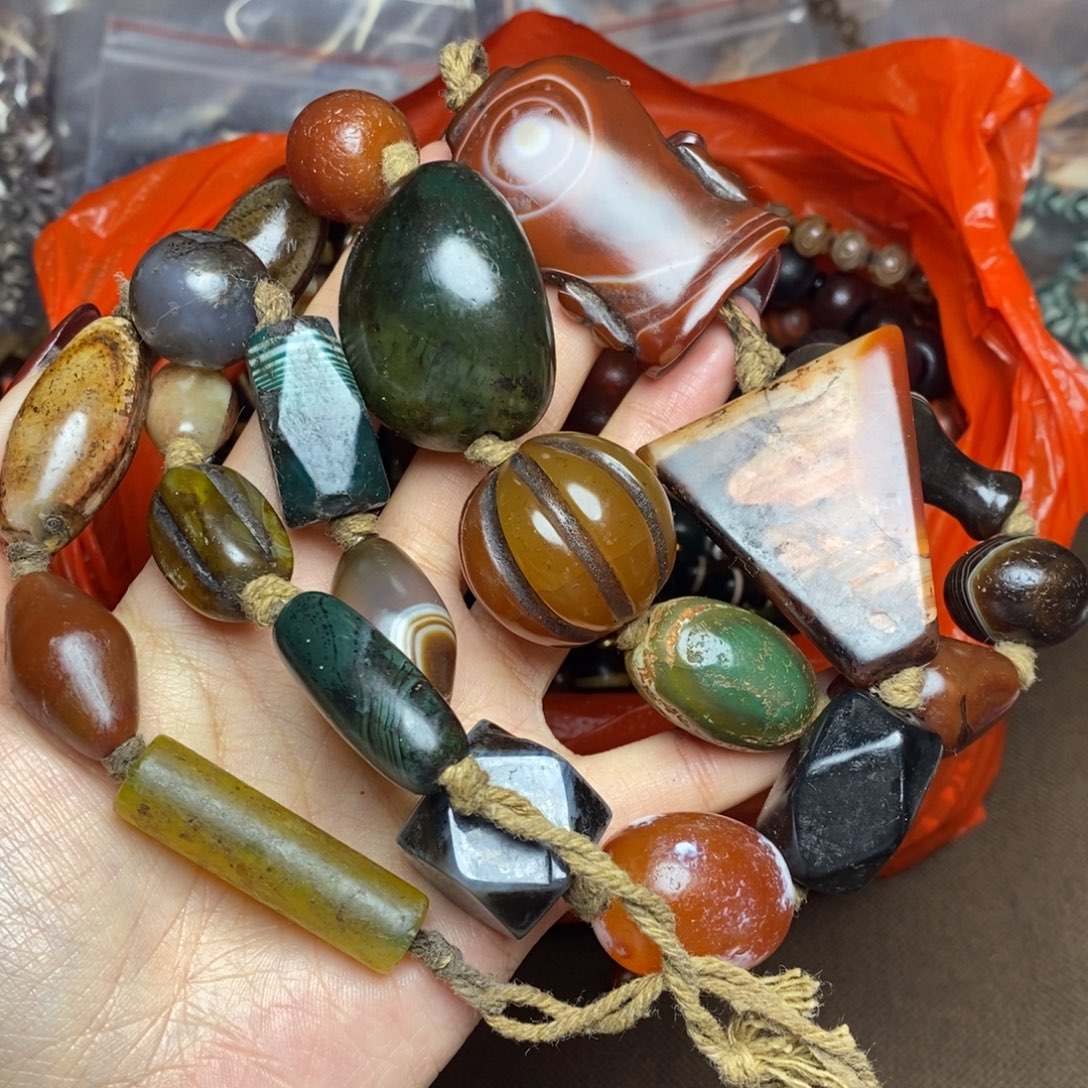 玛瑙/玉髓未镶嵌颈饰