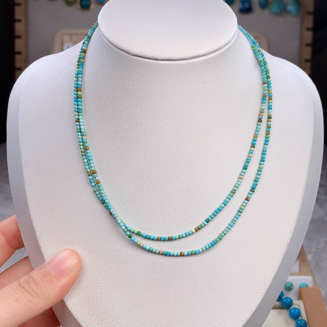 绿松石颈饰未镶嵌