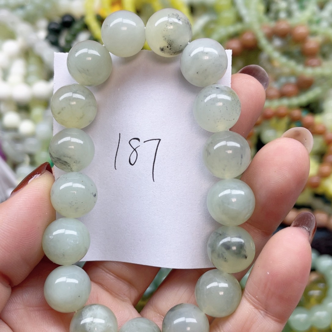 未镶嵌蛇纹石玉手链