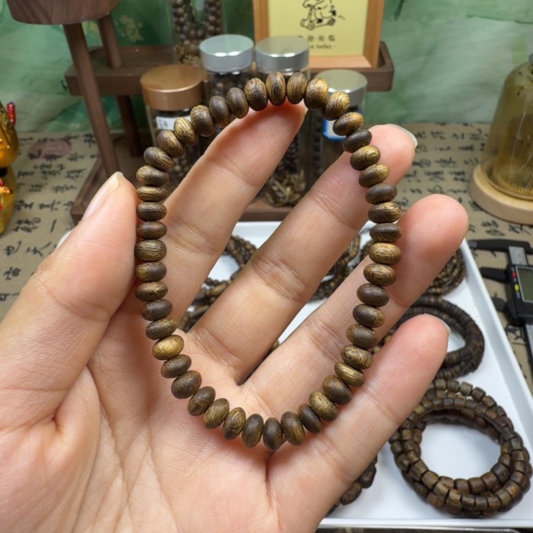 沉香碎屑沉香卡6算盘珠