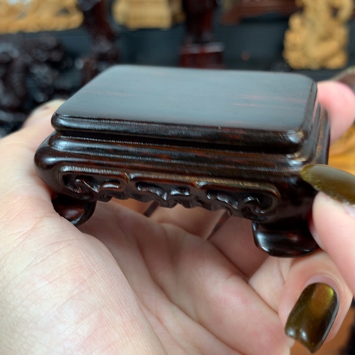 木小凳子紫檀木木雕