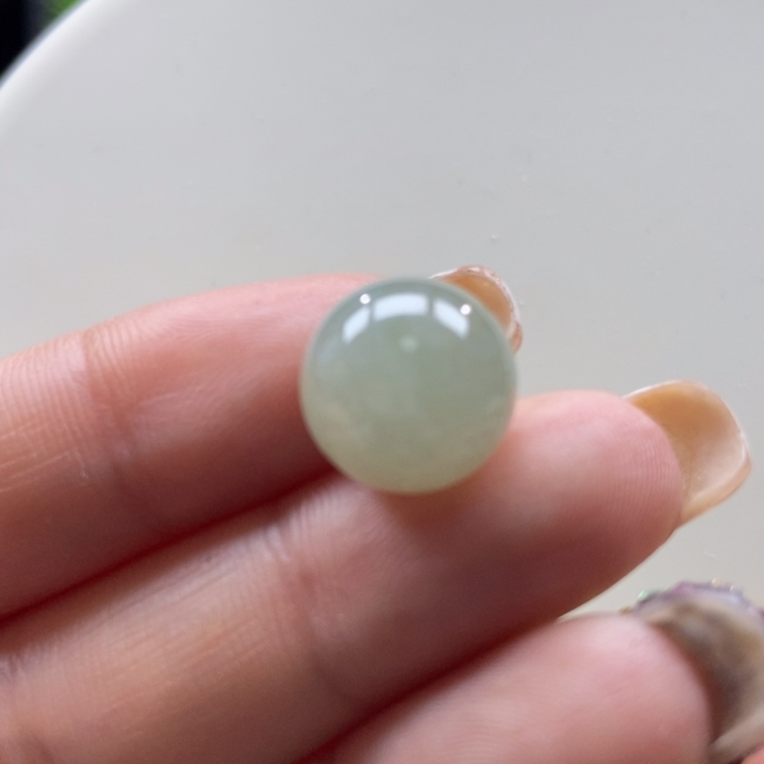 翡翠吊坠(不含链)未镶嵌翡翠冰茶底卡12.66