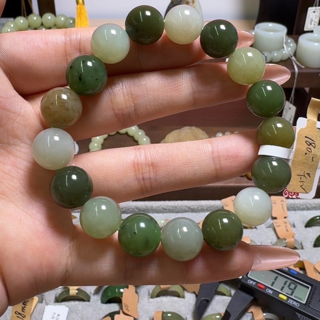 未镶嵌和田玉手串