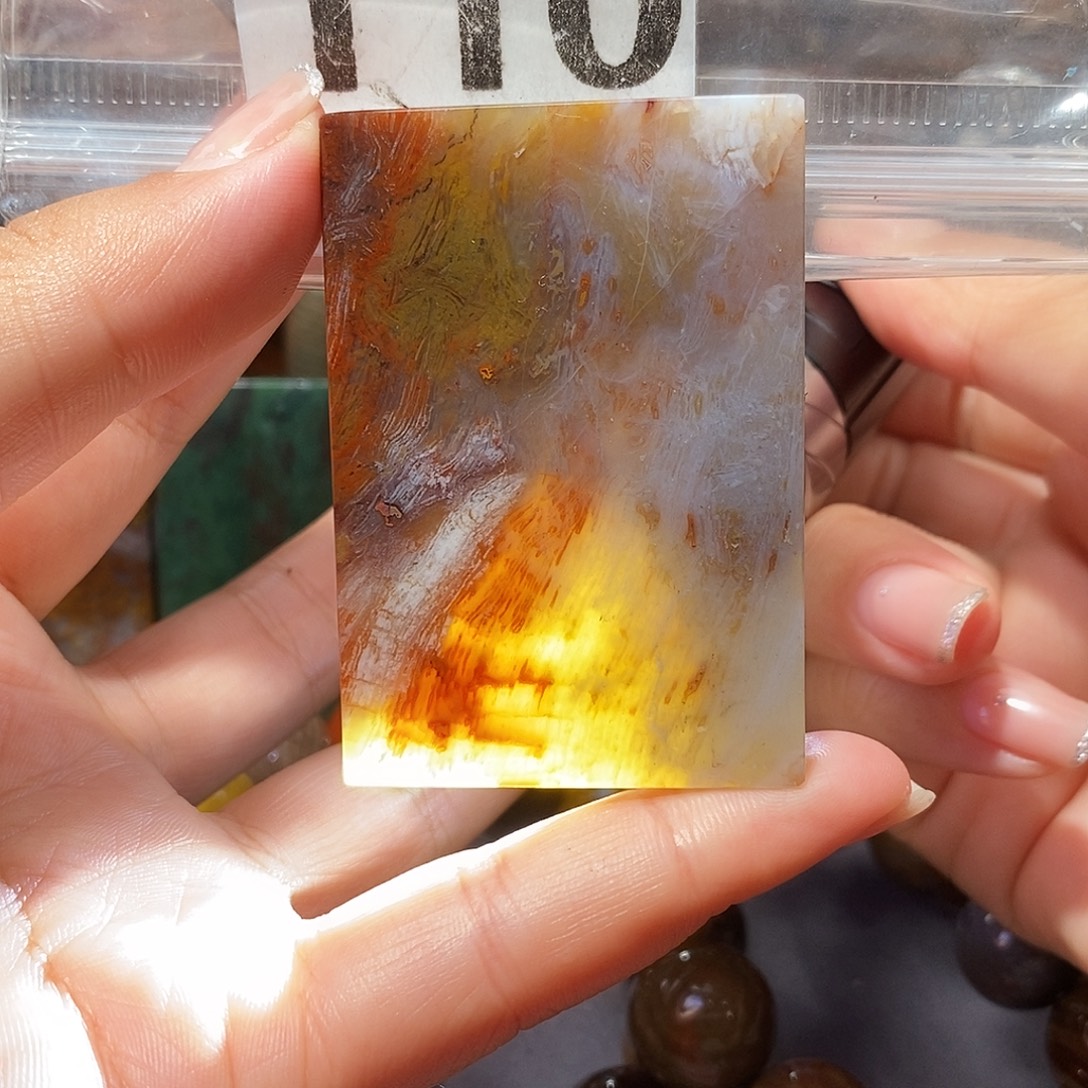 未镶嵌天然北票硅化玉吊坠硅化玉